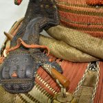 金本小札色々縅二枚胴具足